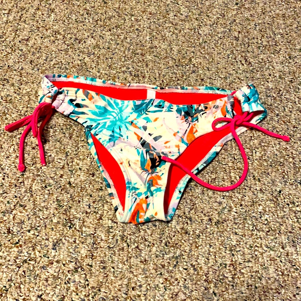 Aeropostale Swim Bikini Bottoms Size M